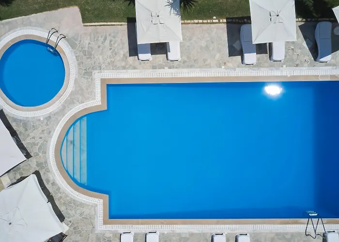 Günstiges Hotel: Hotel Paros